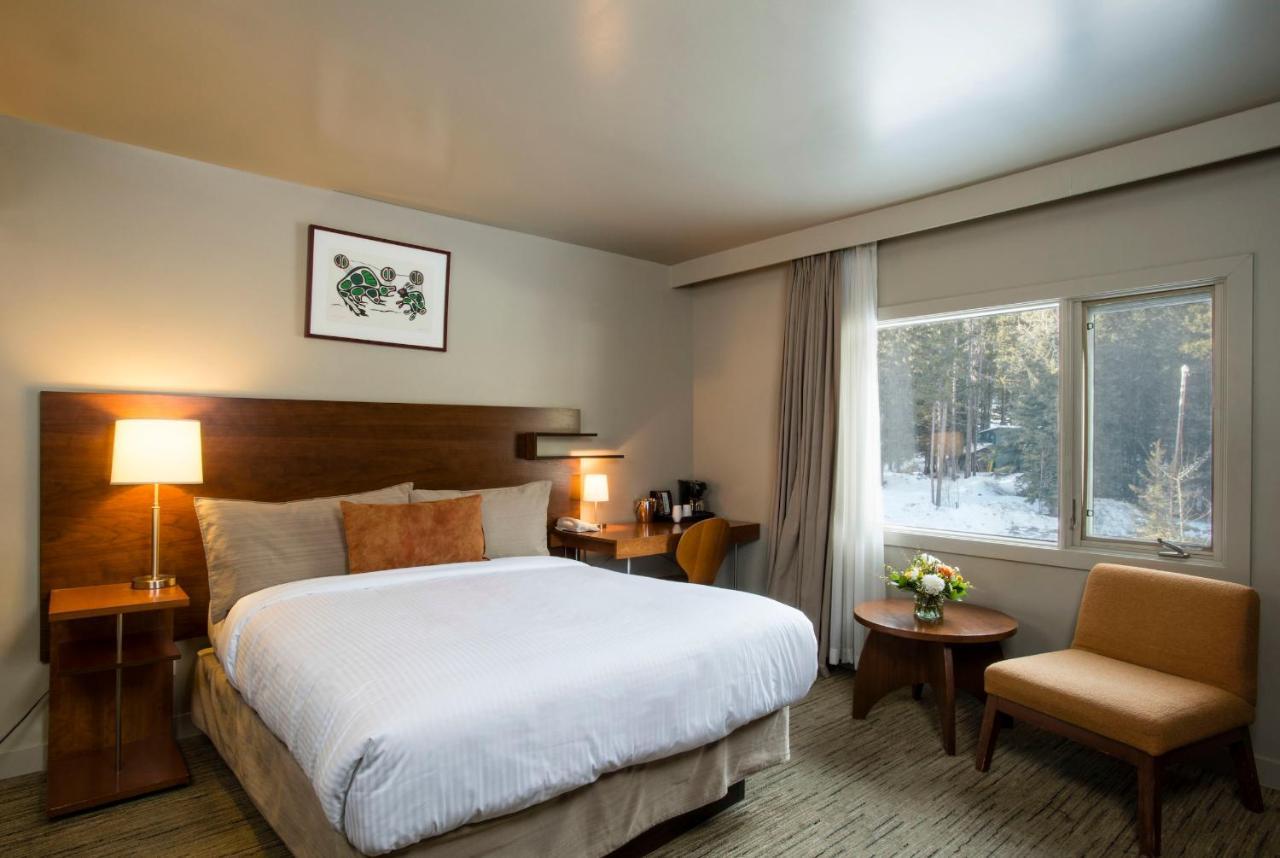 The Juniper Hotel & Bistro Banff Eksteriør billede